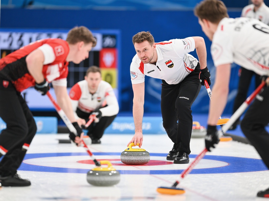 教练团队需 教练团队需